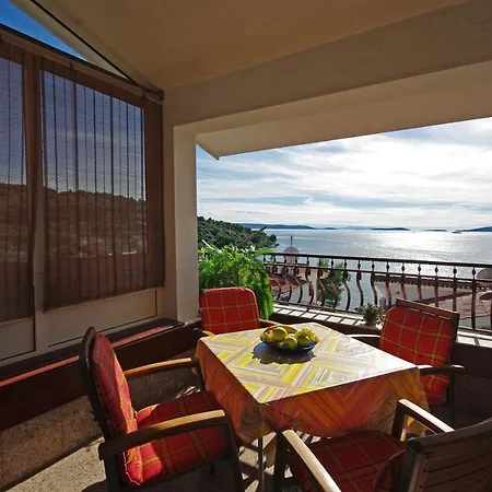 Apartment By The Sea Okrug Donji, Ciovo - 18300
